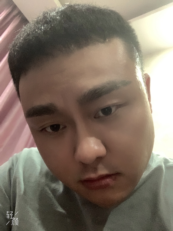 何为奈何的第二张照片--连云港相亲服务中心