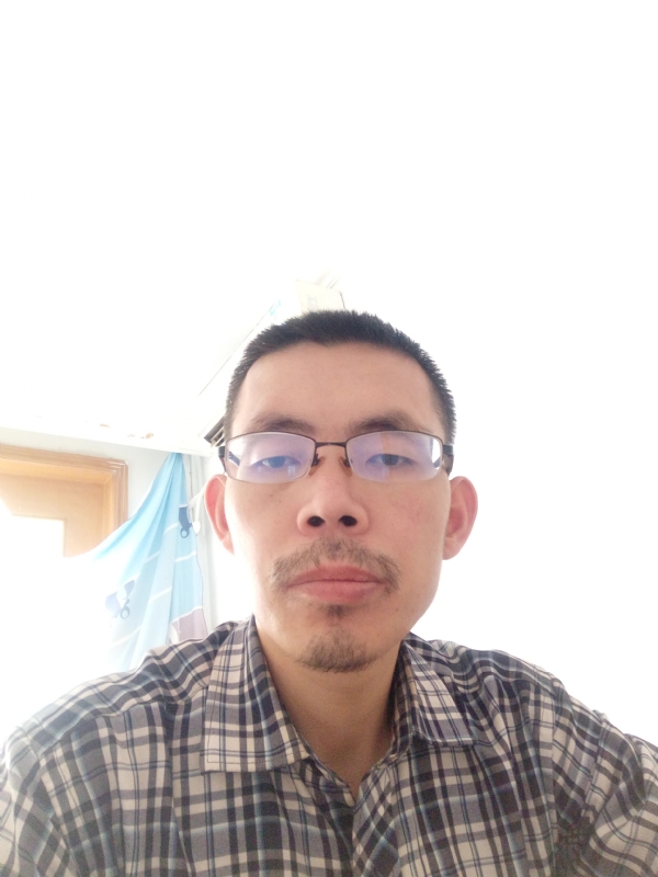 芳华的第一张照片--连云港相亲服务中心