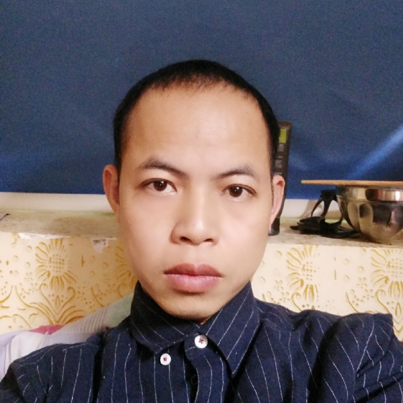 男儿当自强的第一张照片--连云港相亲服务中心