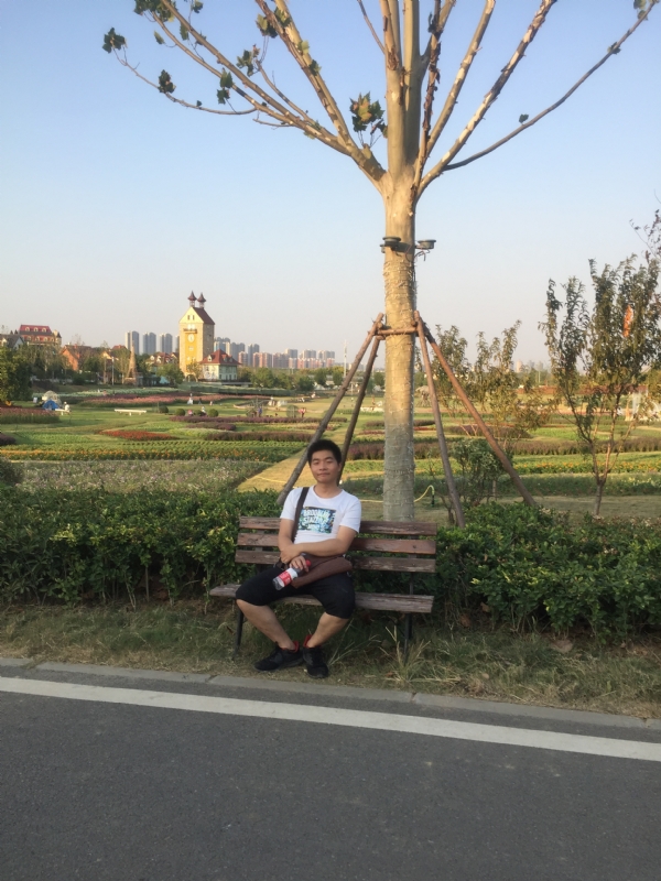 大鹏的第一张照片--连云港相亲服务中心