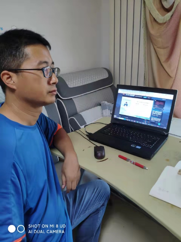 高锰酸钾的紫的第一张照片--连云港相亲服务中心