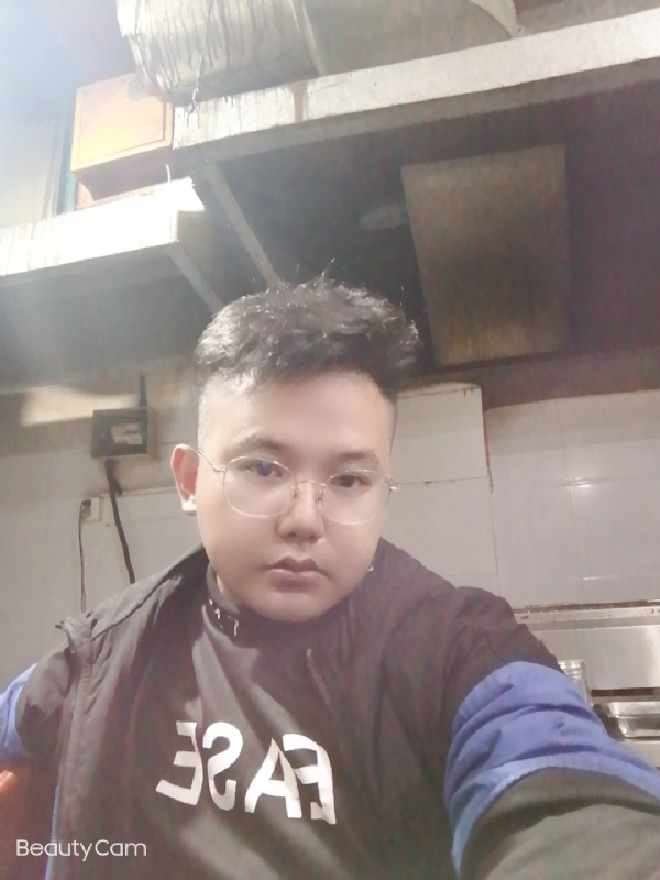 棒哥的第二张照片--连云港相亲服务中心