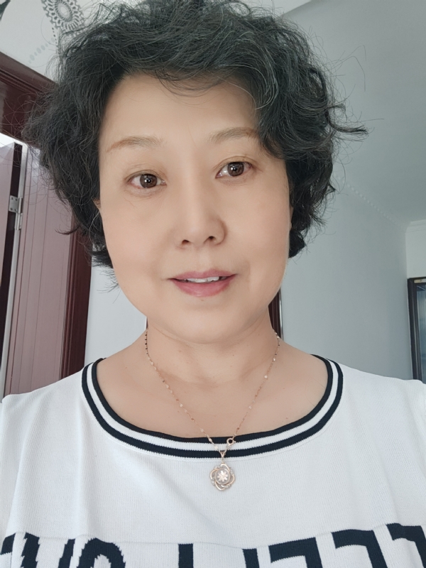 甜果的第一张照片--连云港相亲服务中心