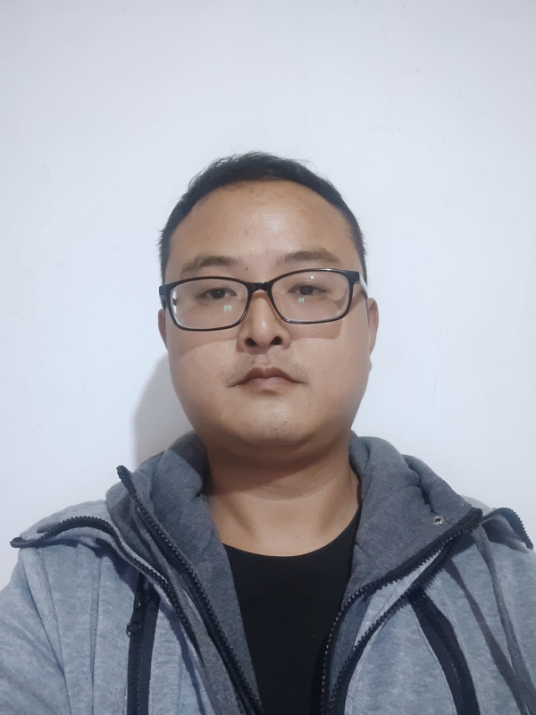 爱在一瞬间的第一张照片--连云港相亲服务中心