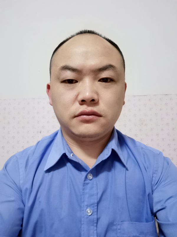 与子携老的第一张照片--连云港相亲服务中心