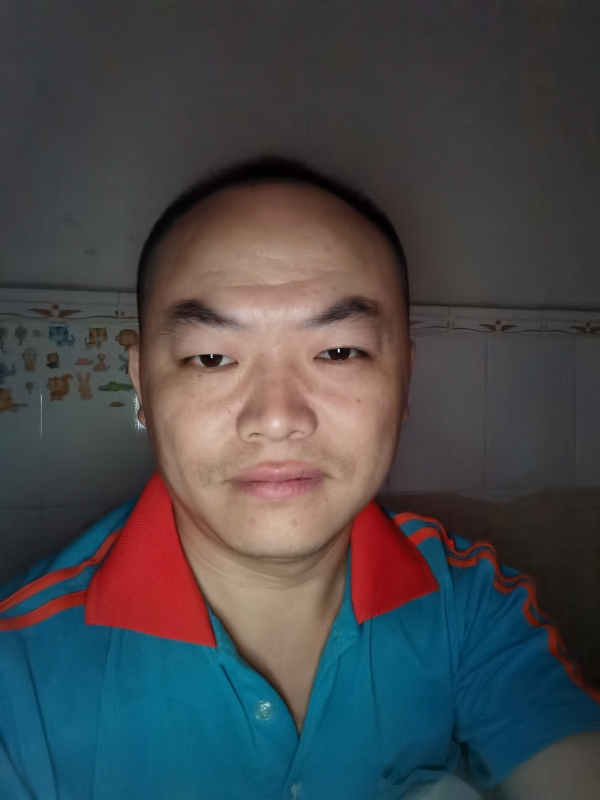 与子携老的第二张照片--连云港相亲服务中心