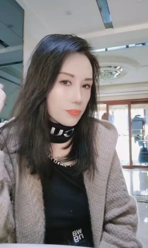 阿莲的第一张照片--连云港相亲服务中心