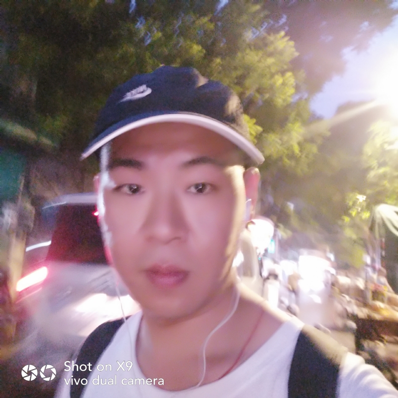 心跳男孩的第一张照片--连云港相亲服务中心