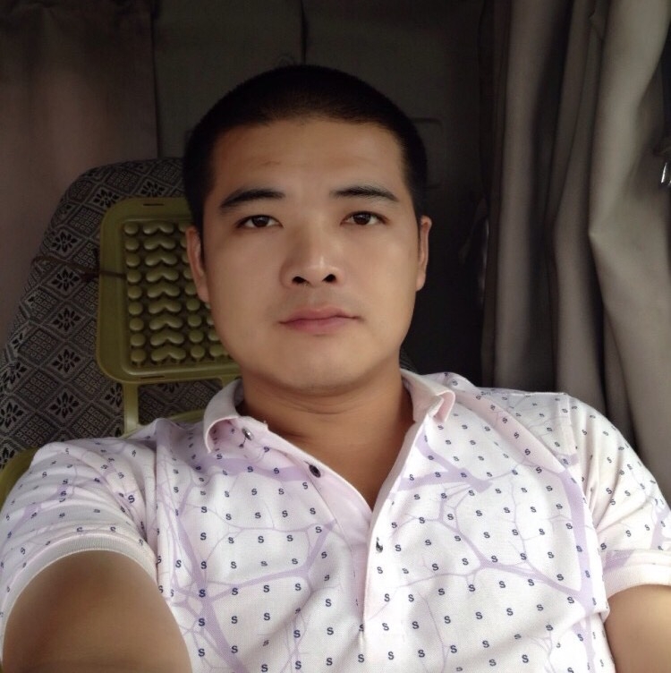 逍遥驾车人的第一张照片--连云港相亲服务中心