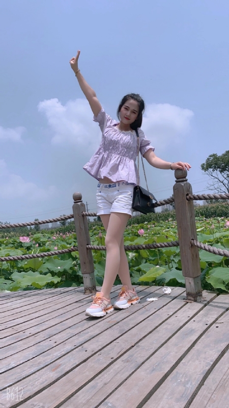 秋水伊人的第二张照片--连云港相亲服务中心