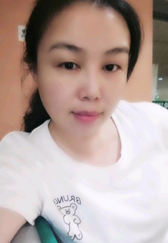 淡淡的云的第三张照片--连云港相亲服务中心