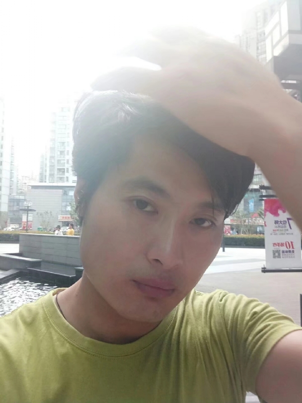 钢铁侠的第一张照片--连云港相亲服务中心