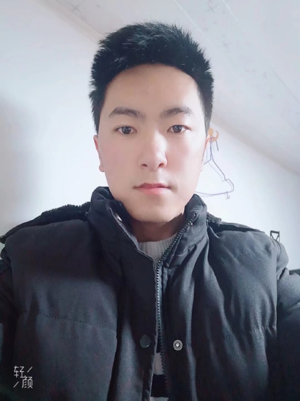 儒雅的玉龙兄的第一张照片--连云港相亲服务中心