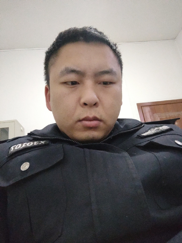 好纠结的第一张照片--连云港相亲服务中心