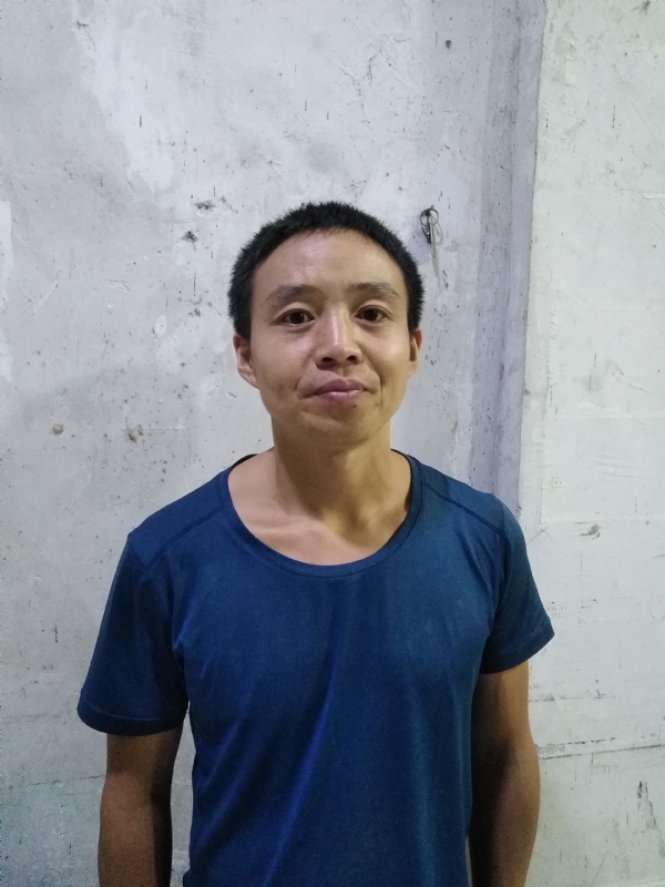 栋哥的第一张照片--连云港相亲服务中心