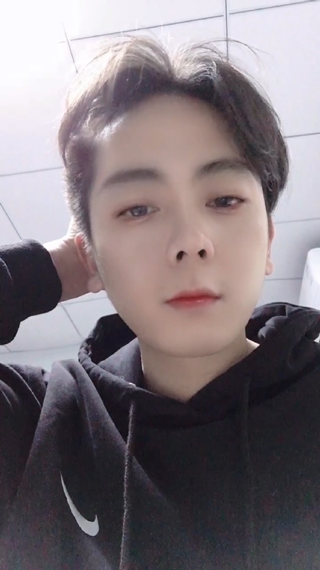 鹤枫的第一张照片--连云港相亲服务中心