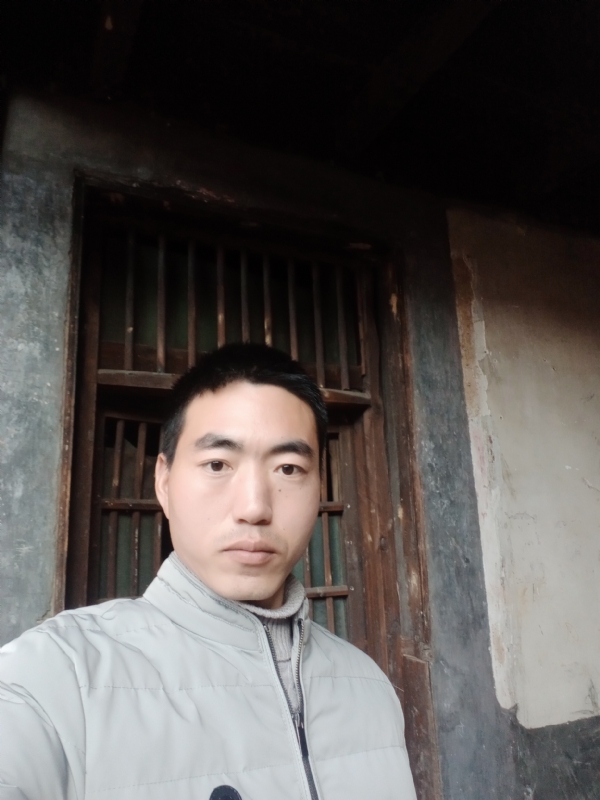 嫁与娶的第一张照片--连云港相亲服务中心