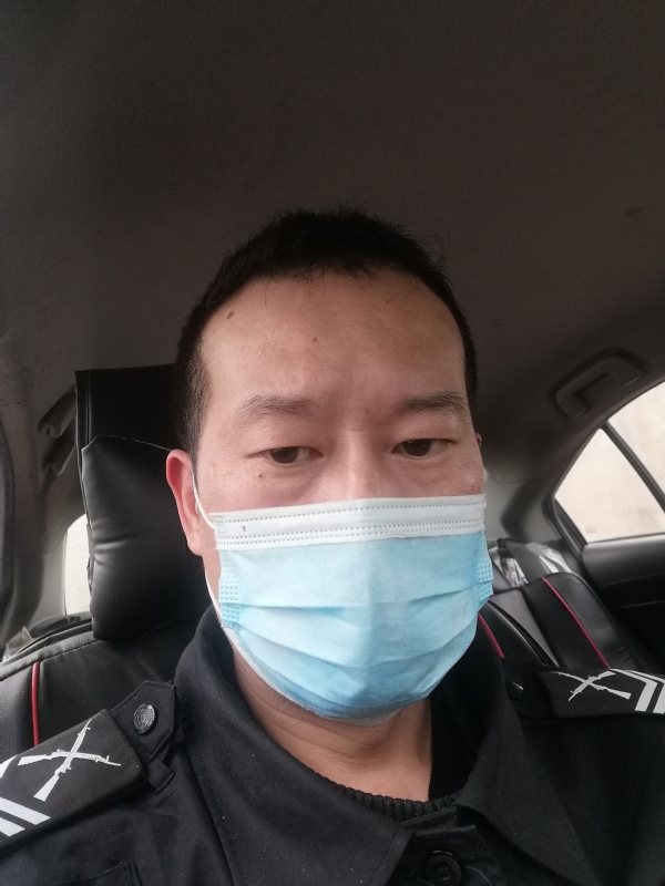 不会躲的刺猬的第一张照片--连云港相亲服务中心