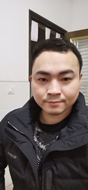 老实人的第一张照片--连云港相亲服务中心