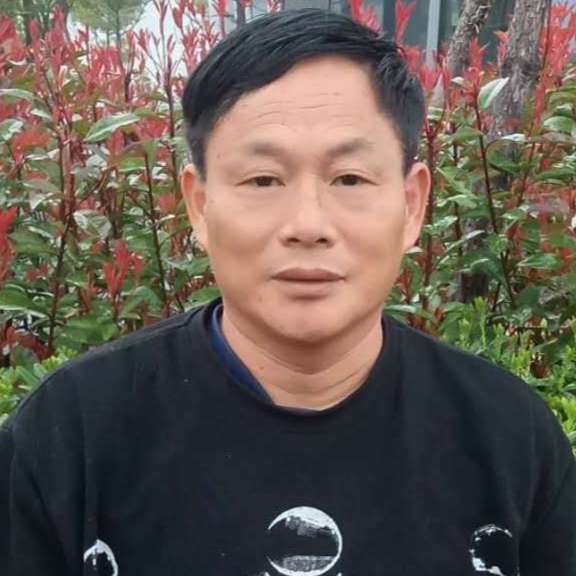 老黄牛的第一张照片--连云港相亲服务中心