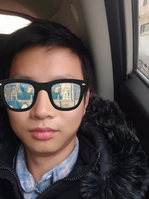 请问揉揉头的第一张照片--连云港相亲服务中心