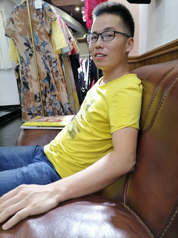 汪顺鹏的第二张照片--连云港相亲服务中心