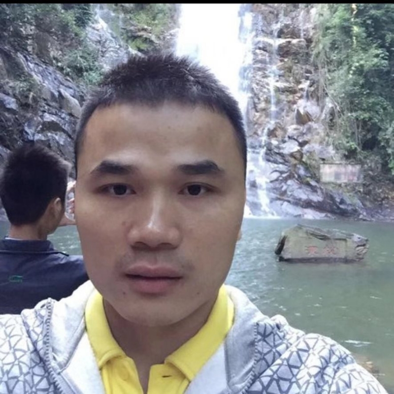 老梁的第一张照片--连云港相亲服务中心