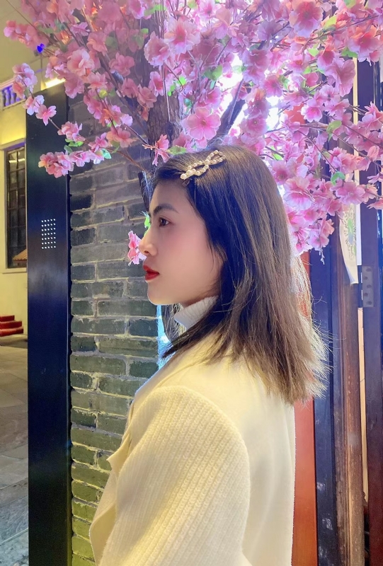 大眼妹的第一张照片--连云港相亲服务中心