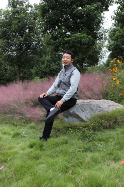 严小木的第一张照片--连云港相亲服务中心