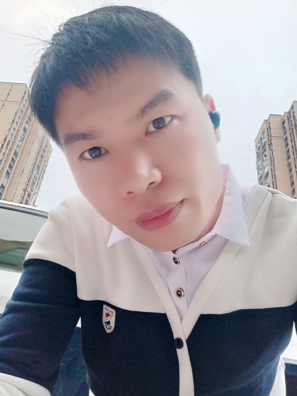 雨霁月清风的第一张照片--连云港相亲服务中心