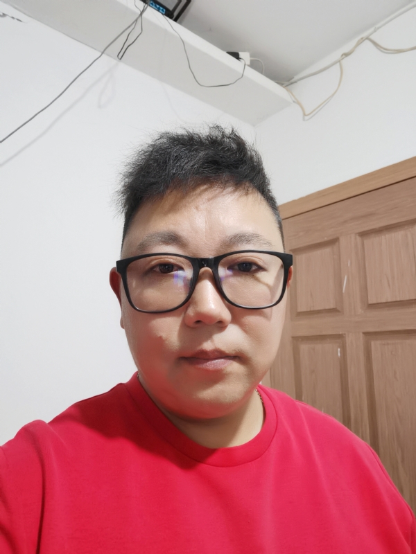 开山的第一张照片--连云港相亲服务中心