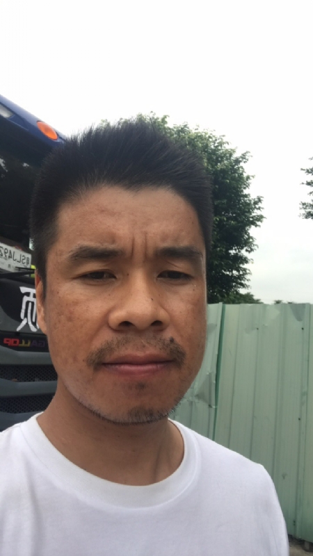 奔跑的蜗牛的第一张照片--连云港相亲服务中心