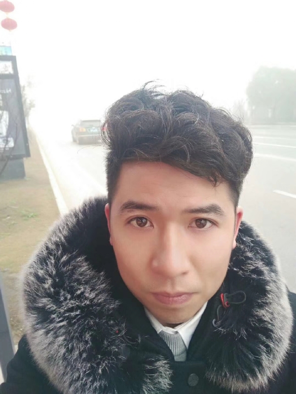 开心快乐每一天的第一张照片--连云港相亲服务中心