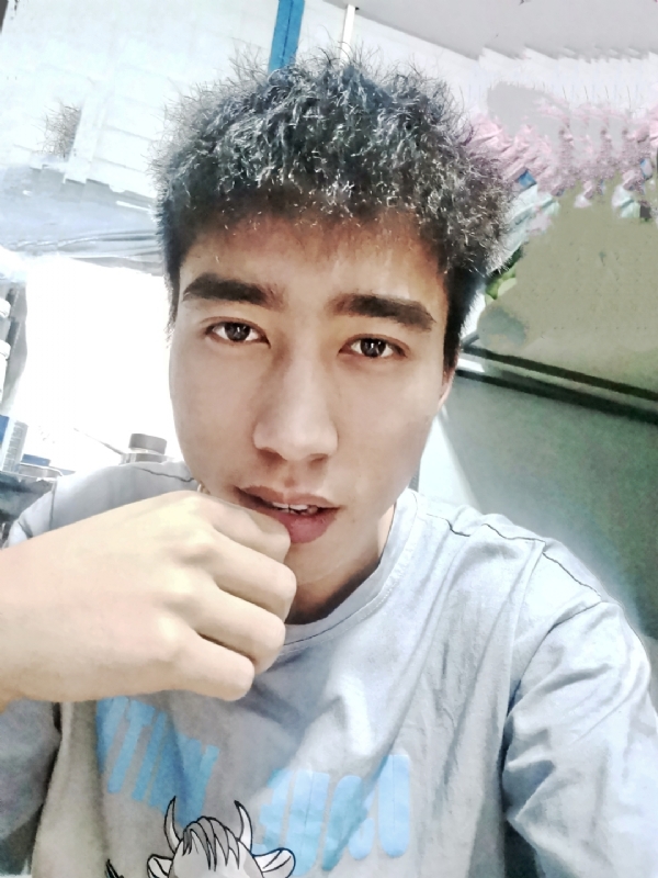 未来可期的第二张照片--连云港相亲服务中心