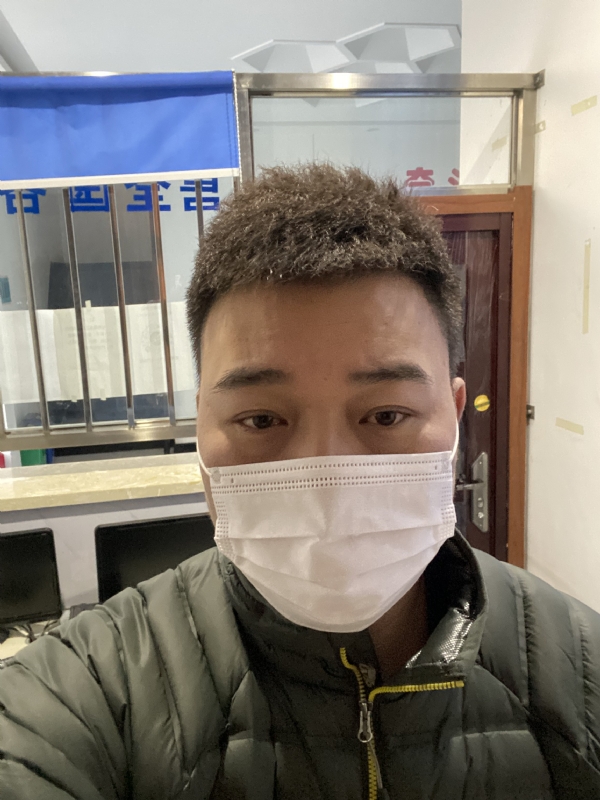 光明磊落的第一张照片--连云港相亲服务中心