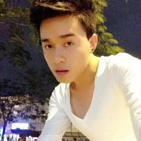 爱与不爱的第一张照片--连云港相亲服务中心