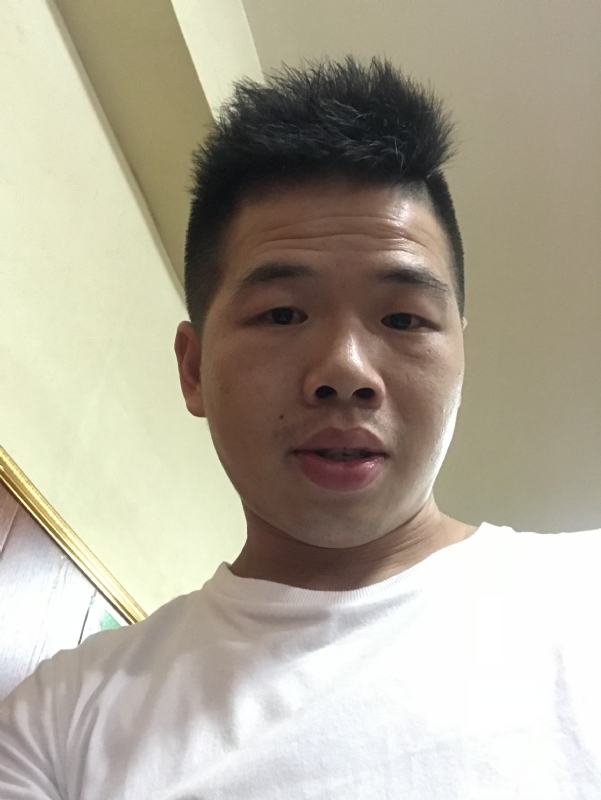 爱请简单点的第一张照片--连云港相亲服务中心