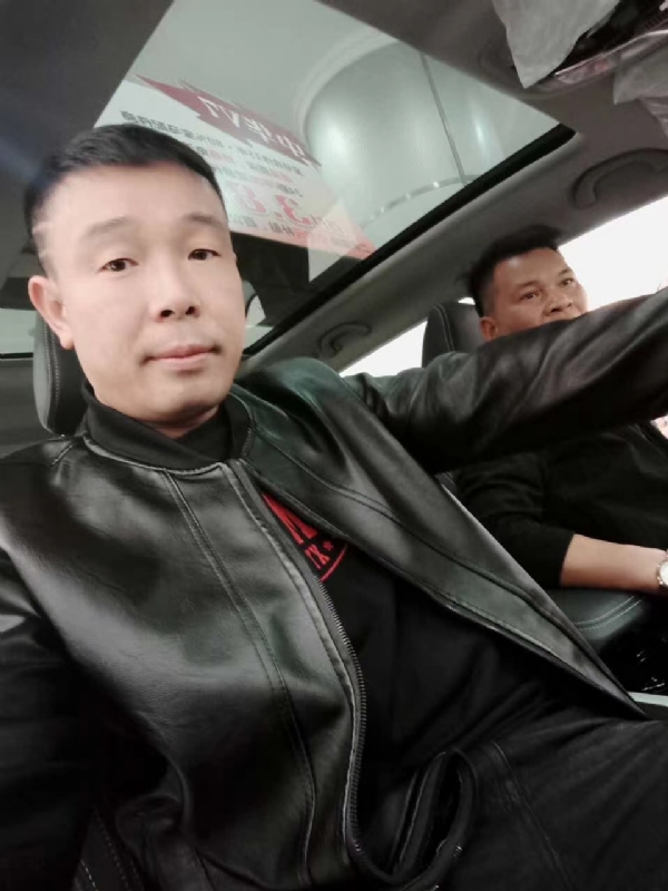 醉红尘的第一张照片--连云港相亲服务中心