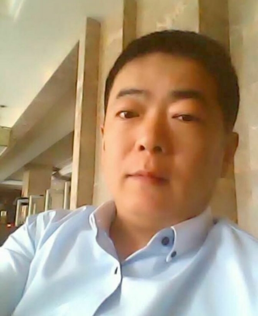 落叶随风的第一张照片--连云港相亲服务中心