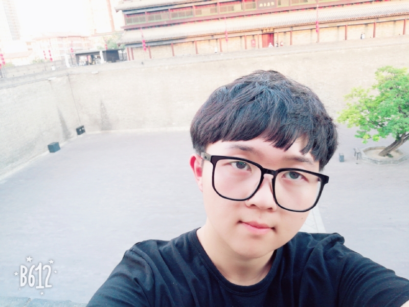 白夜行中人的第三张照片--连云港相亲服务中心