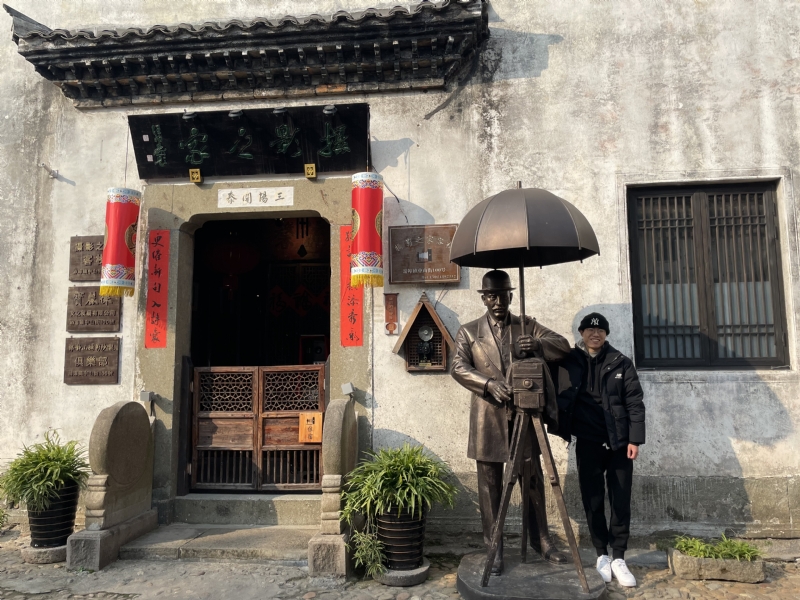 喝可乐的猫的第一张照片--连云港相亲服务中心