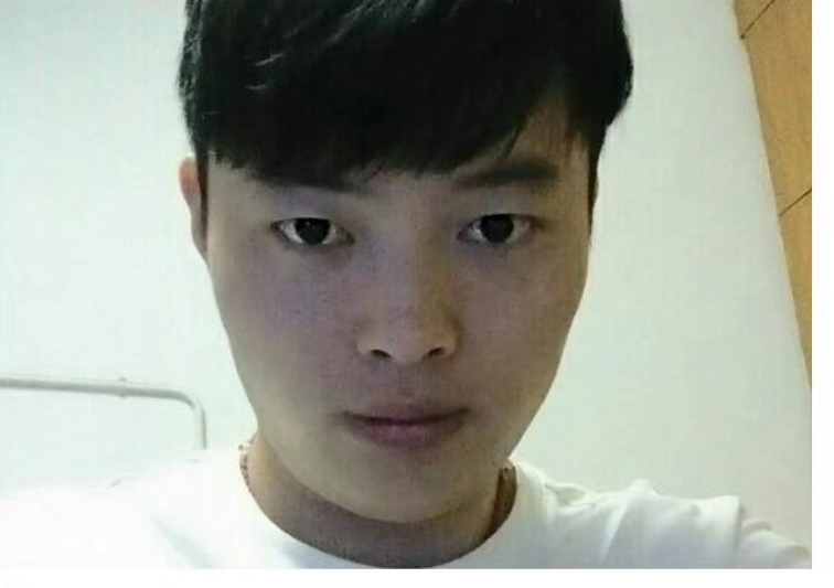 小张哥哥的第一张照片--连云港相亲服务中心