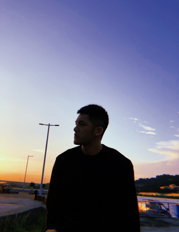 只抽半根煙的第二张照片--连云港相亲服务中心