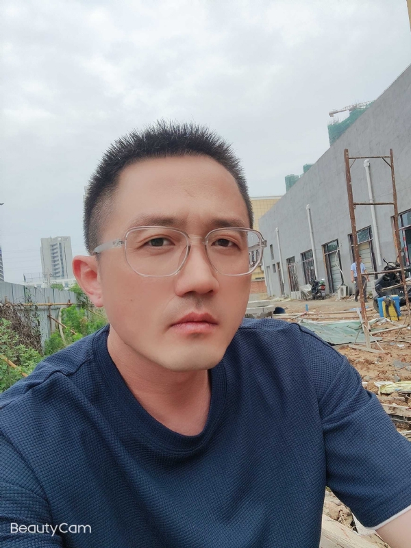 清风烈酒的第二张照片--连云港相亲服务中心