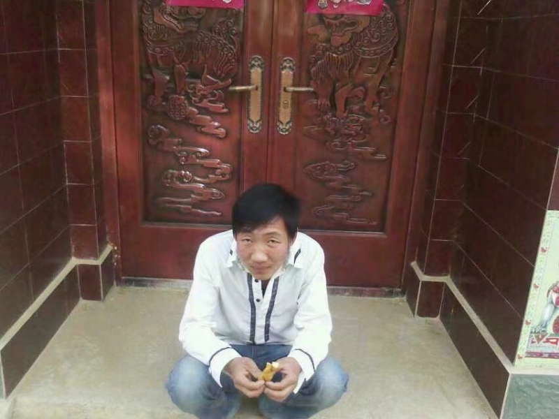 潘先生的第一张照片--连云港相亲服务中心