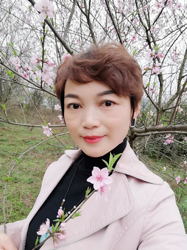 转角遇到你的第一张照片--连云港相亲服务中心