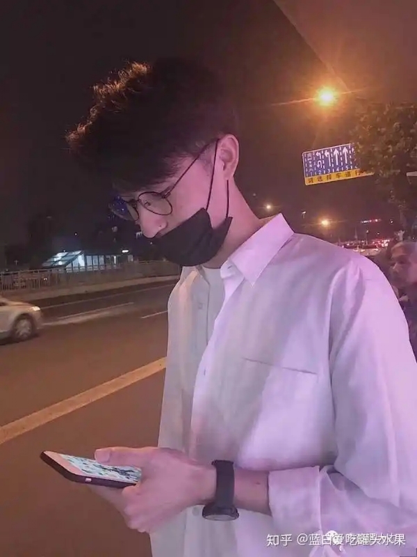 情圣的第一张照片--连云港相亲服务中心