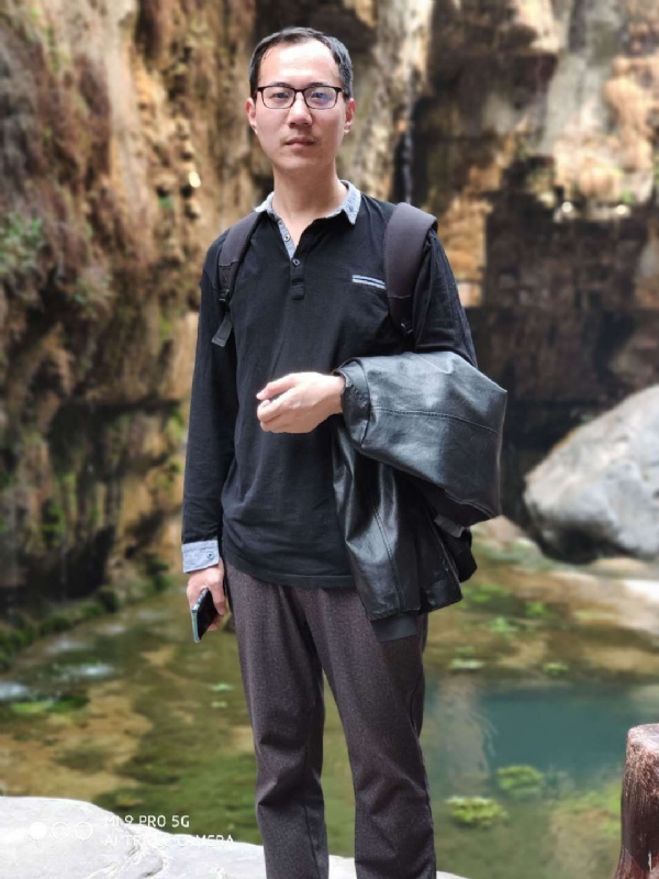 追日的第一张照片--连云港相亲服务中心