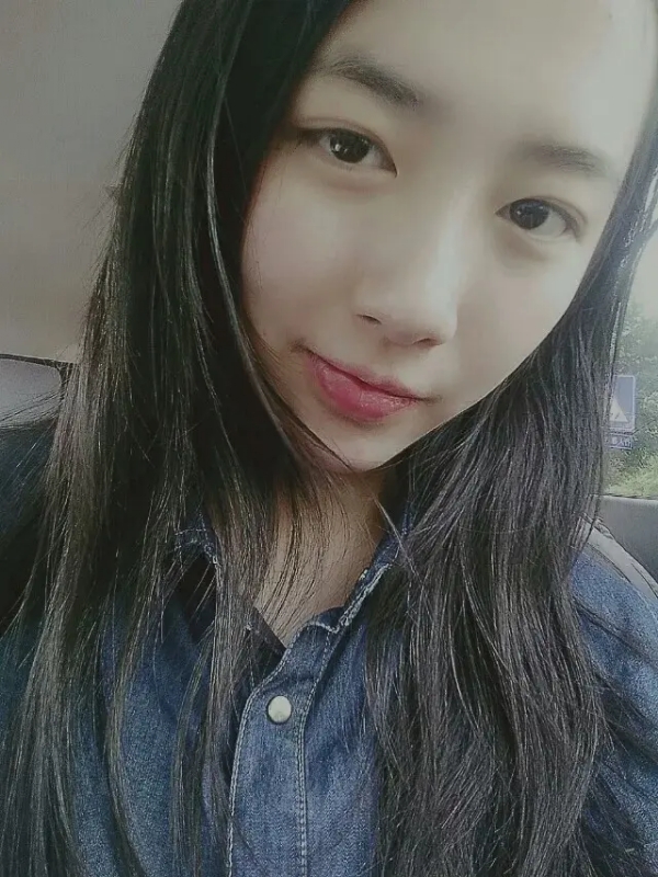 小她的第一张照片--连云港相亲服务中心