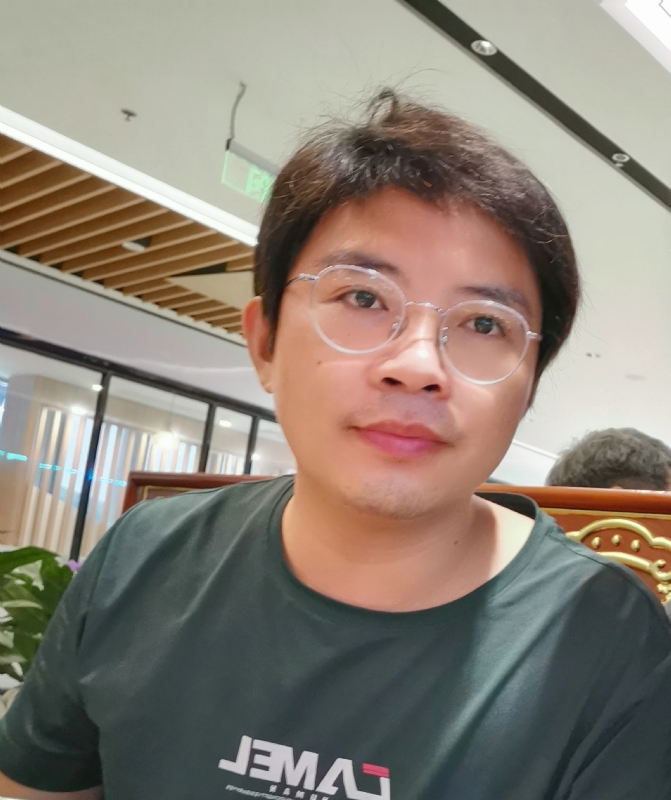 陆迅的第三张照片--连云港相亲服务中心